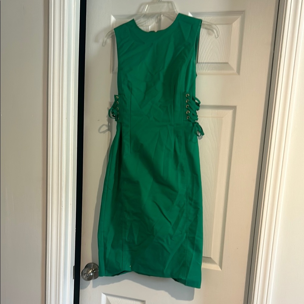 Calvin Klein, women’s, size 2 -Green Sleeveless Dress